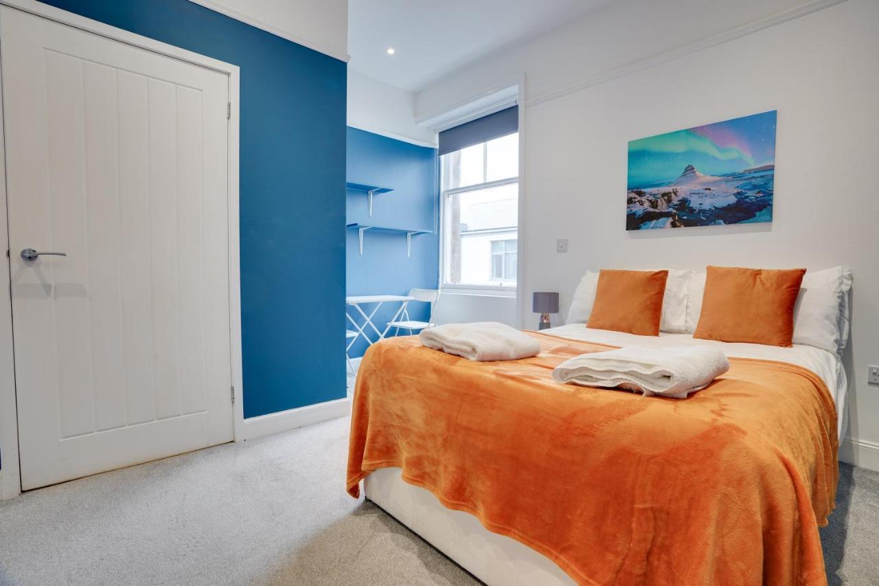 Homesly Guest Rooms, Comfortable En-Suite Guest Rooms With Free Parking And Self Check-In Berwick Upon Tweed Exteriör bild