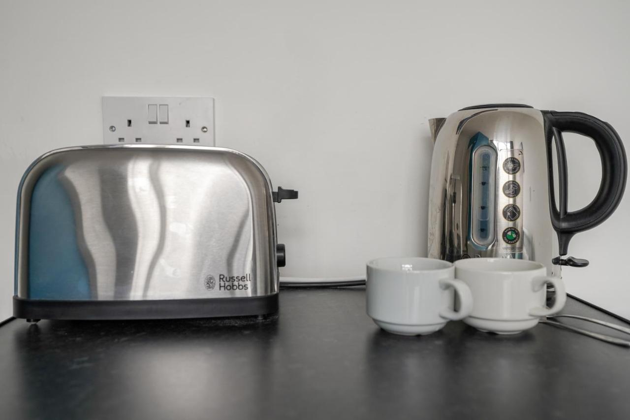 Homesly Guest Rooms, Comfortable En-Suite Guest Rooms With Free Parking And Self Check-In Berwick Upon Tweed Exteriör bild