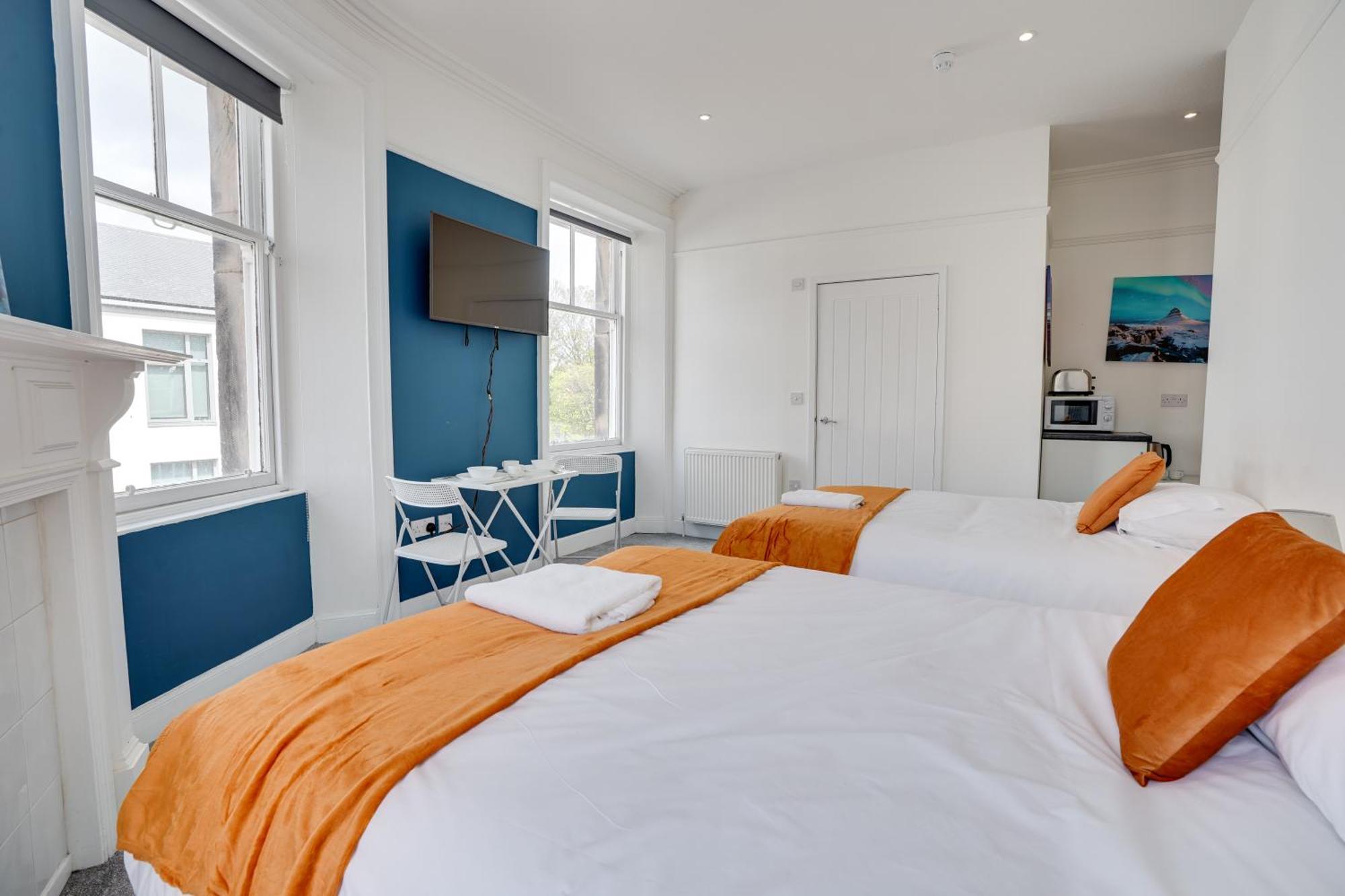 Homesly Guest Rooms, Comfortable En-Suite Guest Rooms With Free Parking And Self Check-In Berwick Upon Tweed Exteriör bild