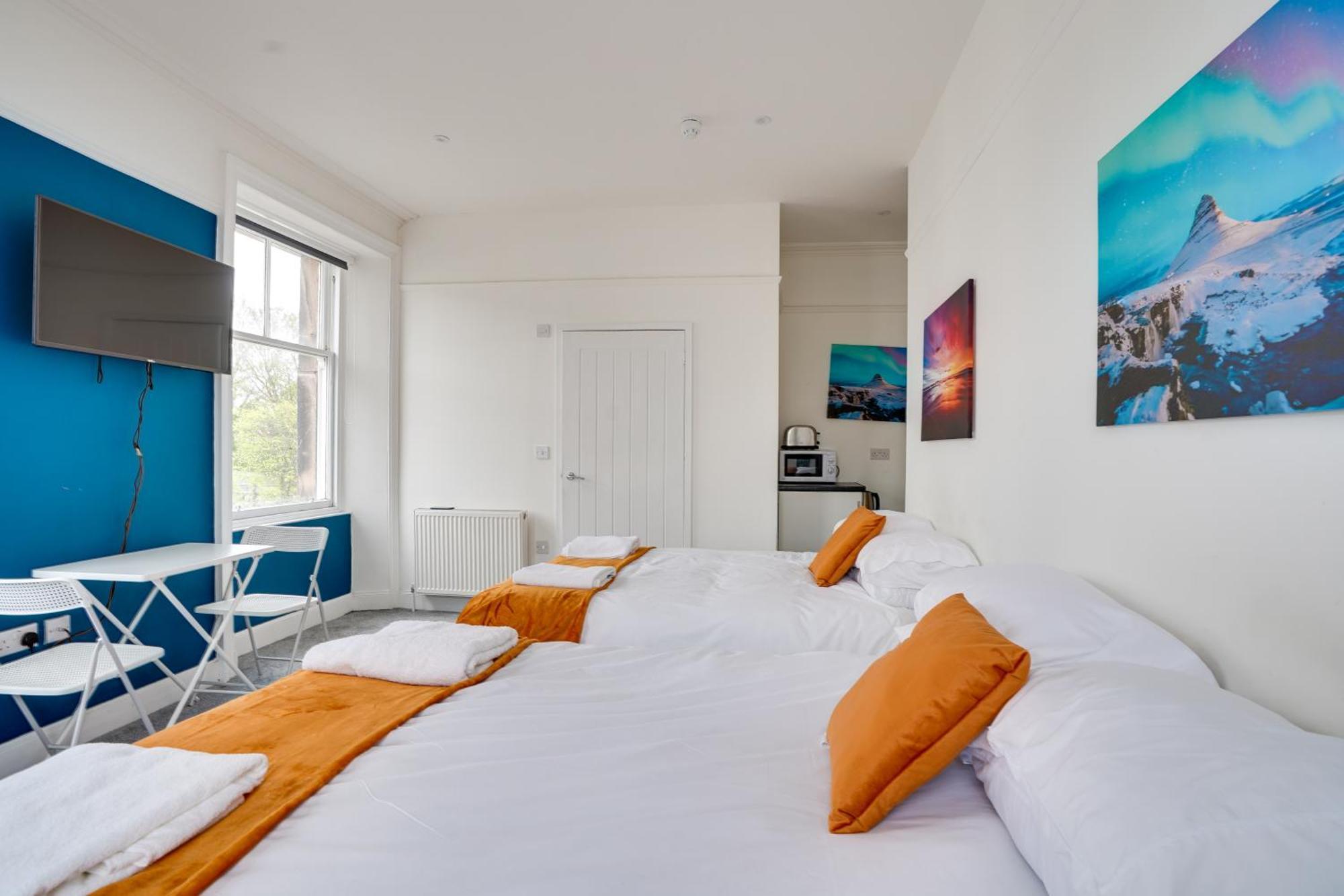Homesly Guest Rooms, Comfortable En-Suite Guest Rooms With Free Parking And Self Check-In Berwick Upon Tweed Exteriör bild